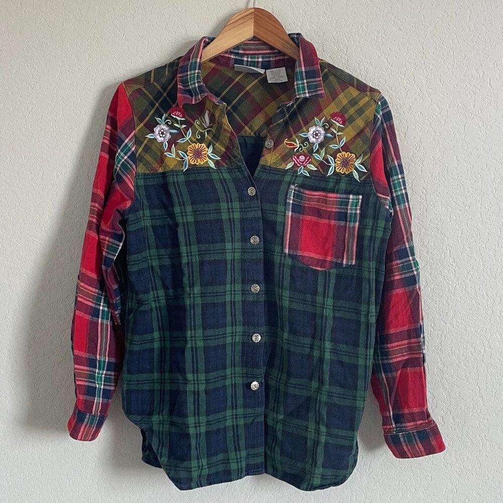 Vintage Embroidered Floral Flannel Button Down Small / Medium